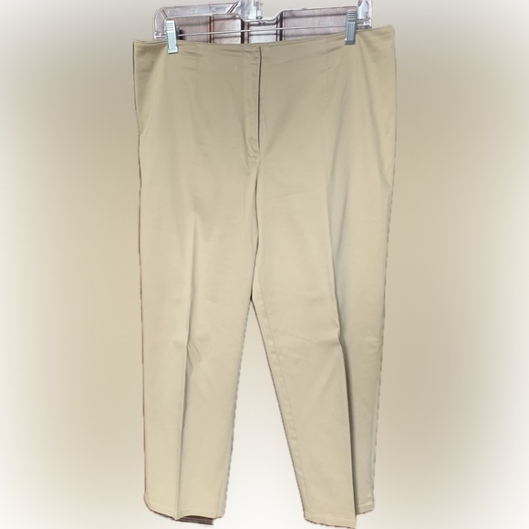 Ann Taylor relaxed stretch casual khaki tan capri pants cotton/spandex size 12 - Picture 5 of 6